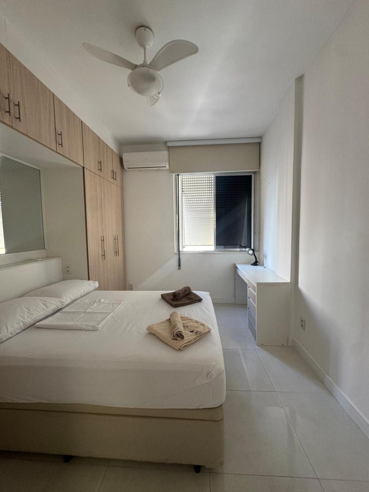 Apartamento Em Copacabana 2 *